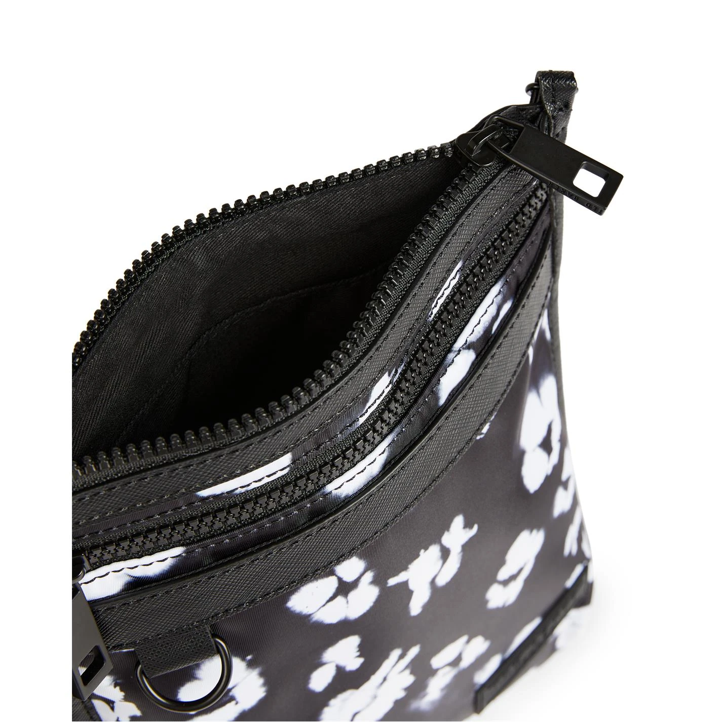 Ted Baker Ted Baker Shandy Nylon Cross Body Bag for Handbags Colour black 6 Ted Baker Ted Baker Shandy Nylon Cross Body Bag for Handbags Colour black - Image 4