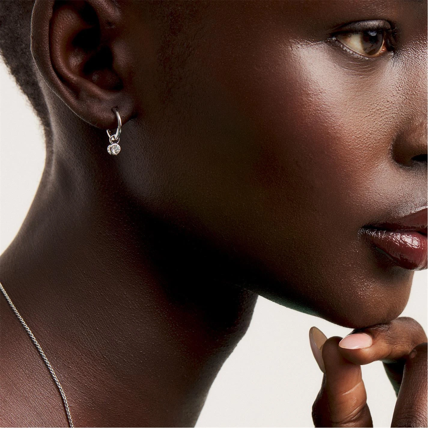 Ted Baker SINALAA Crystal Huggie Earring for Earrings Colour Silver/Crystal 5 Ted Baker SINALAA Crystal Huggie Earring for Earrings Colour Silver/Crystal - Image 3